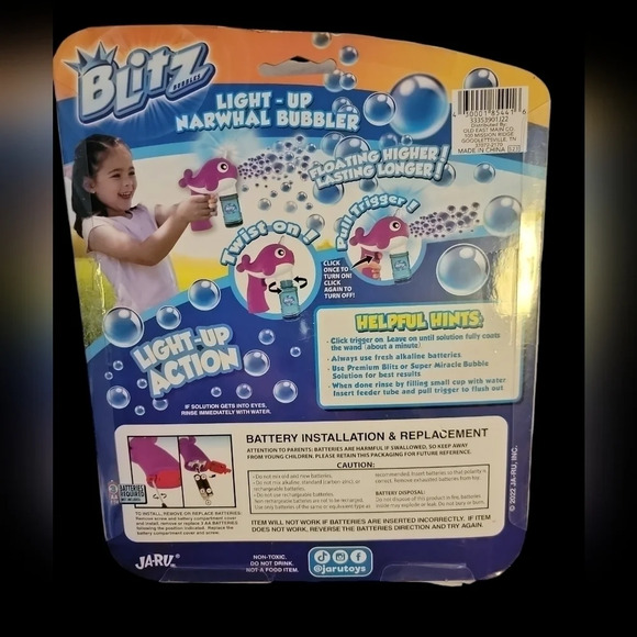 Blitz Bubbles Light up Narwhal Bubbler! Horn& body light up as it Blows a stream - Picture 2 of 4